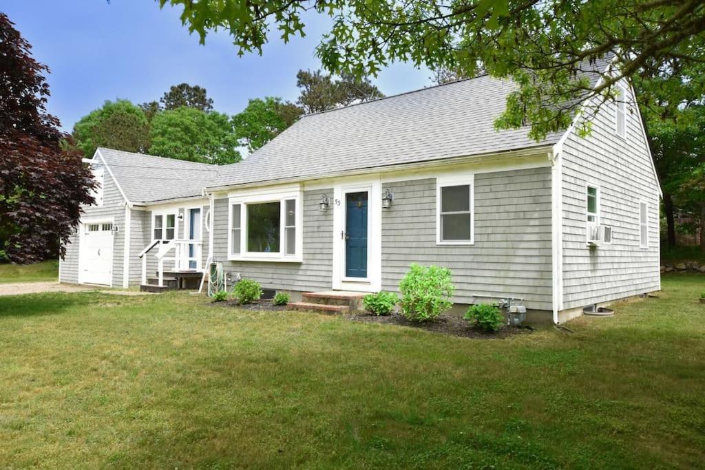 Newly Updated Home Stone Patio & Fire Pit Dennis Exterior photo